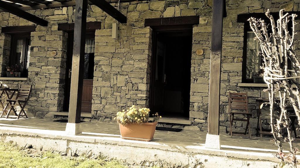 Residence Casa Dei Fiori Alagna Valsesia Værelse billede